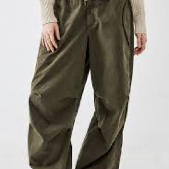 BDG Women's Size S-P Black Elastic Waist Belt Loop Pockets Ocho Baggy Tech Pants - Picture 1 of 16